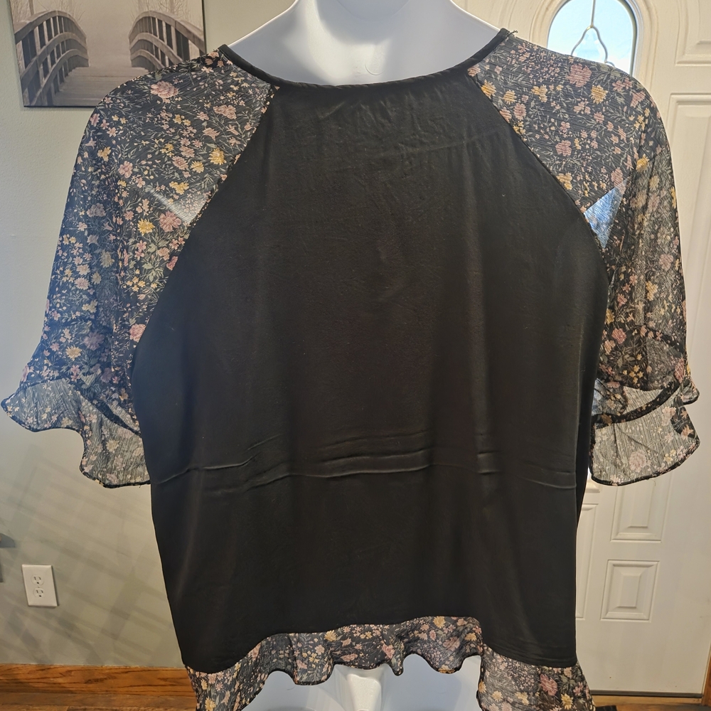 BloomChic Black Blouse with Floral Accents - Picture 3 of 4